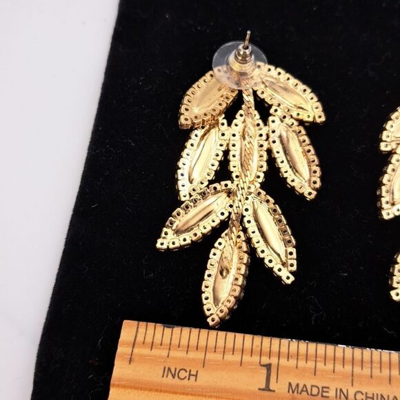 EyeCandy Los Angeles Chandelier Pierce Earrings Gold-tone Marquis Rhinestone NWT - Picture 7 of 7